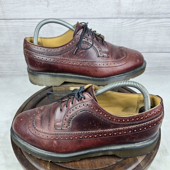 RARE VINTAGE Dr. Martens 3989 Brogue Wingtip Oxford Made In England Size 7 EU 38 main image 11